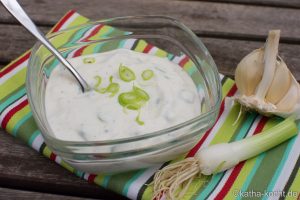 Knoblauch-Joghurt Dip