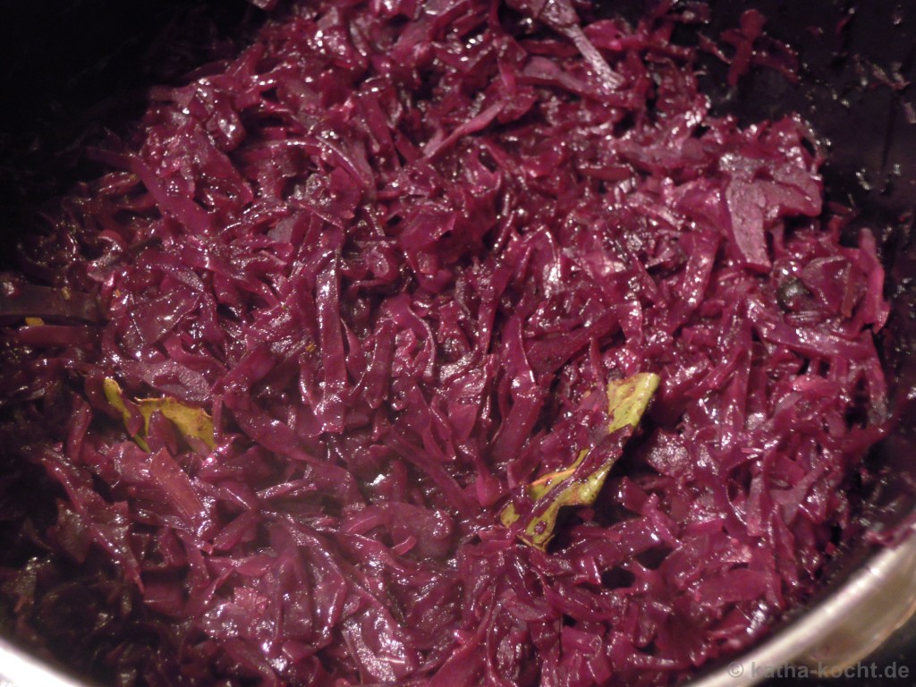 Klassischer Rotkohl - mein Lieblingsrezept - Katha-kocht!