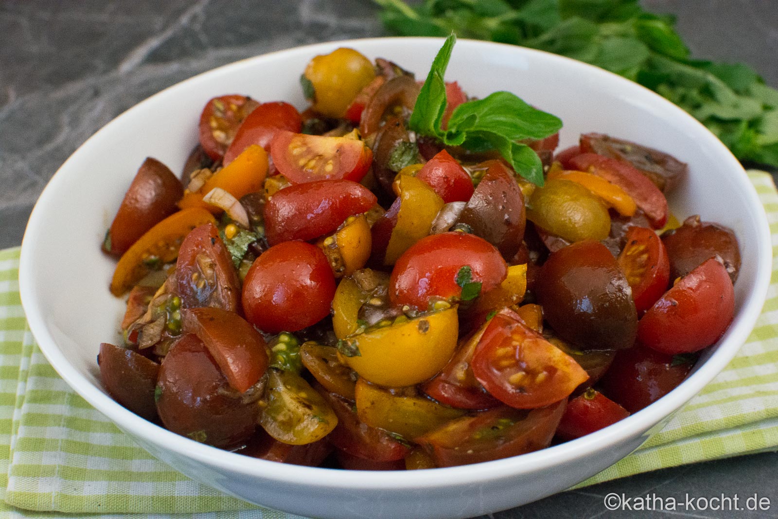 Bunter Tomatensalat - Katha-kocht!
