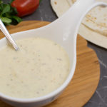 Honig-Senf Dressing mit Joghurt