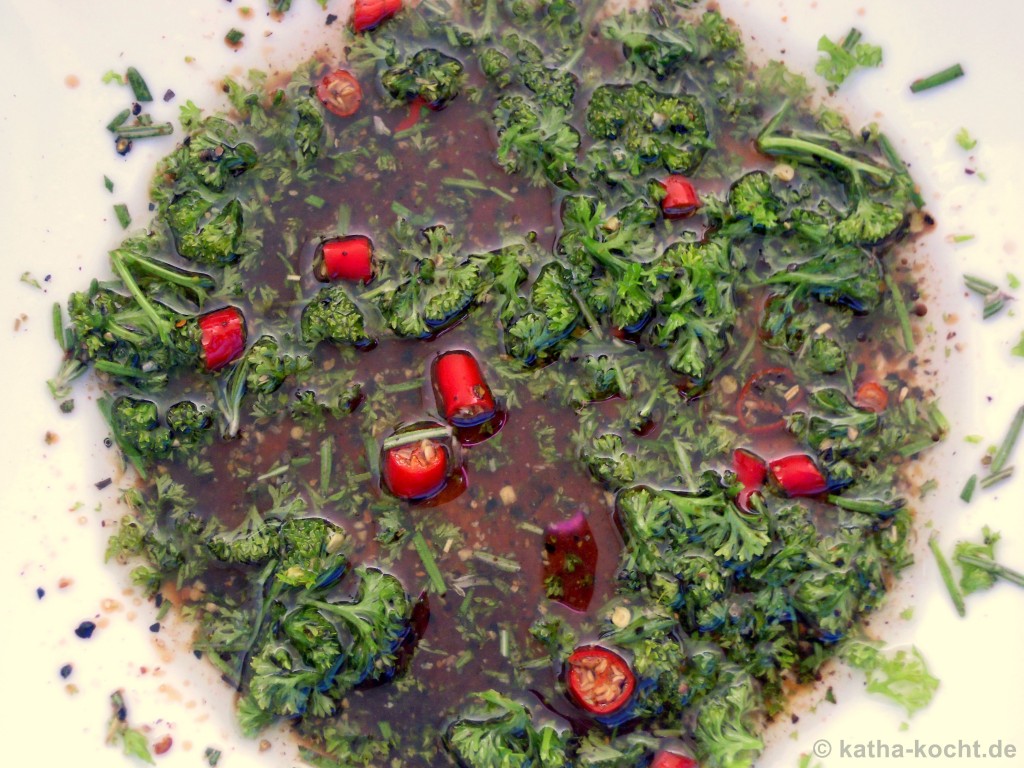 Grillmarinade - würzige Kräutermarinade - Katha-kocht!