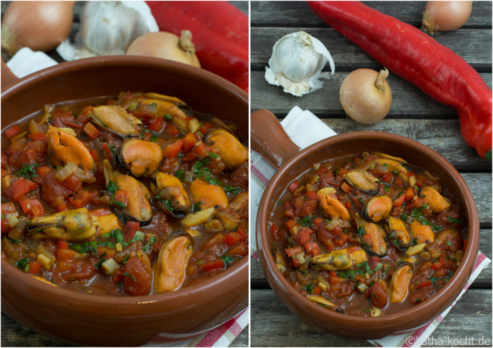 Tapas - Muscheln in Knoblauch-Tomatensauce 