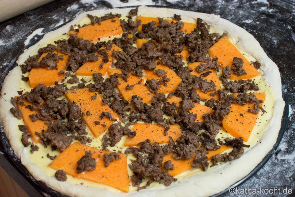 Halloween Pizza - Kürbis Pizza