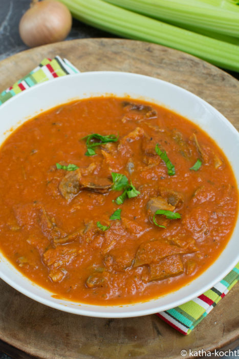 Tomatensuppe mit Gänsebraten