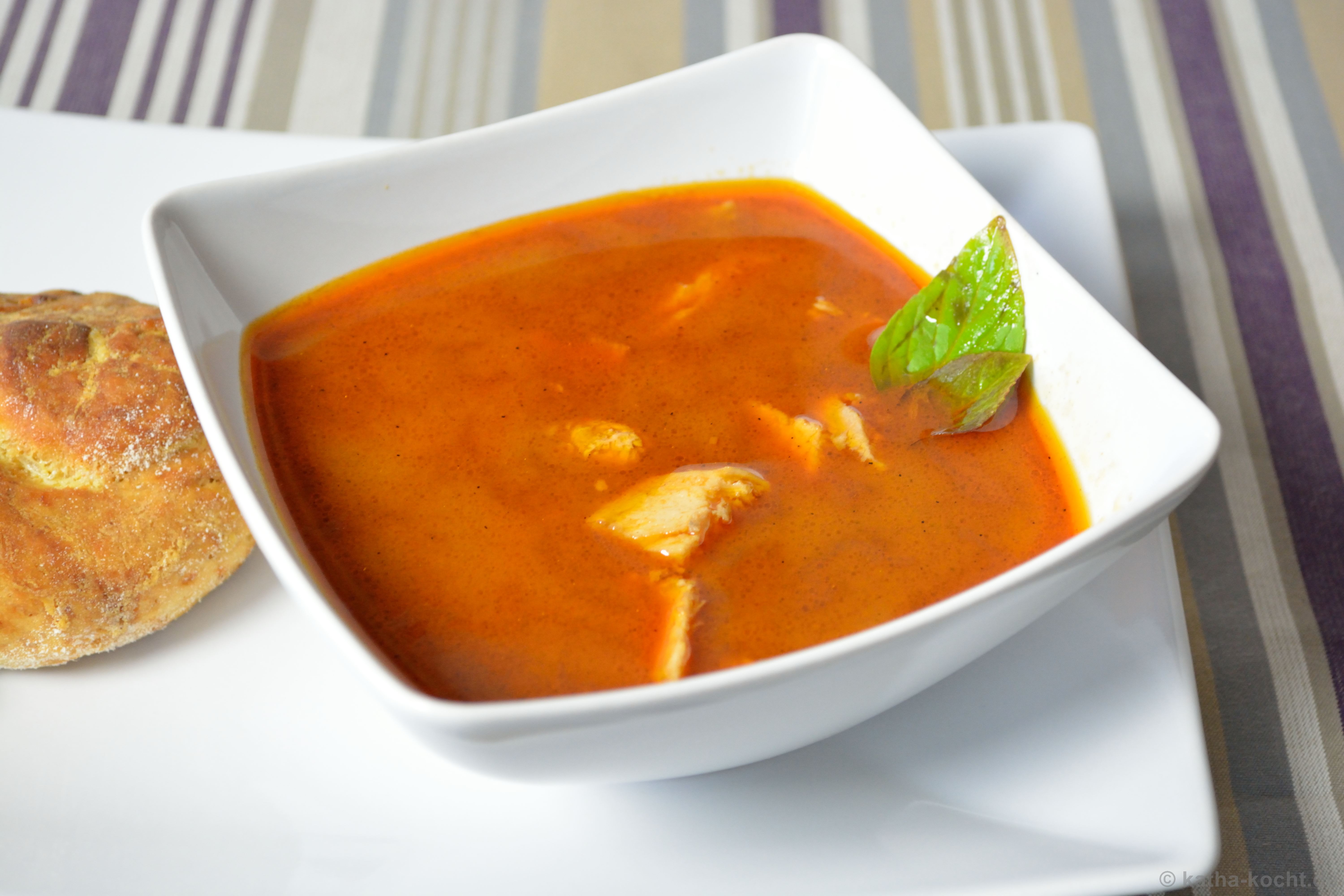 Curry-Zitronengras Suppe mit Hähnchen