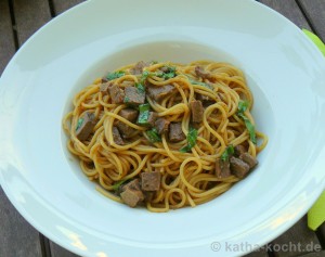 Pasta mit Parmesan-Krustenbraten