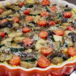 Polenta-Gratin mit Champignons und Zucchini