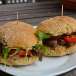 Schnelle Steak-Burger-Brötchen