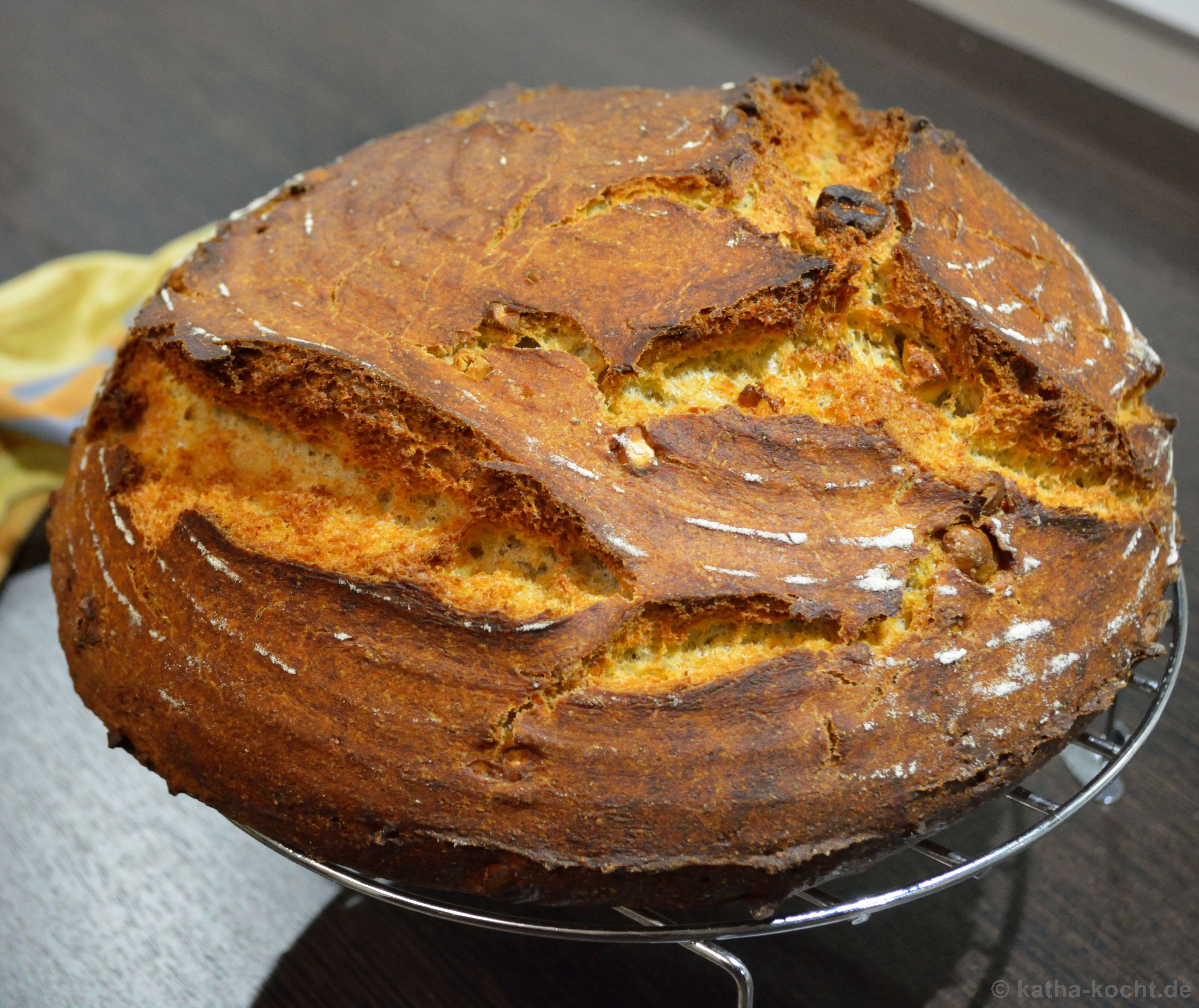 Cashewkern-Buttermilch Brot