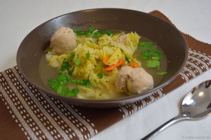 Wirsing-Topf mit Kalbsbällchen