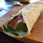 Avocado-Schinken Wrap