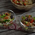 Brotsalat mit Kalamata-Oliven und Sardellen