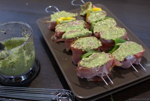 Schweinefilet-Spieße mit Estragon-Marinade