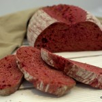 Dinkel Brot mit roter Bete