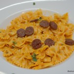 Pasta mit BBQ-Sauce und Chorizo