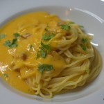 Spaghetti mit Kürbis-Käse Sauce