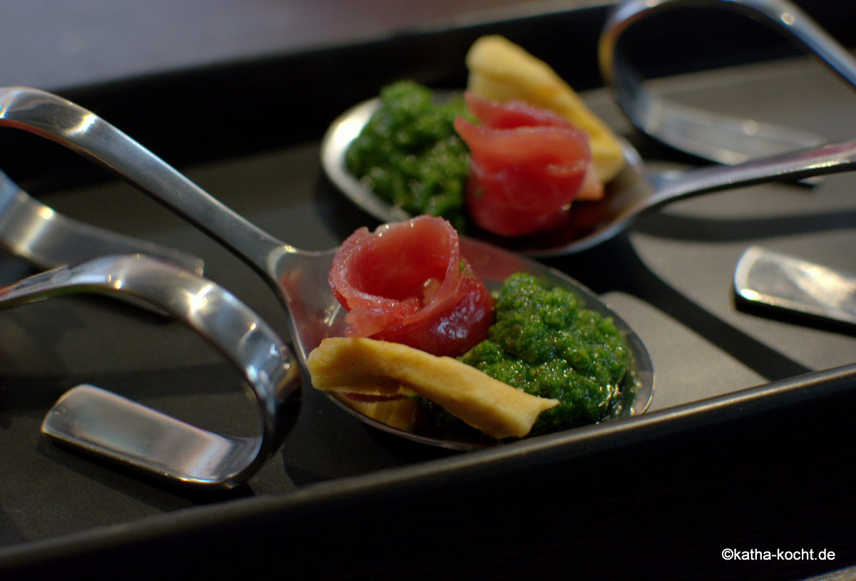 grünkohlpesto mit gänseschinken