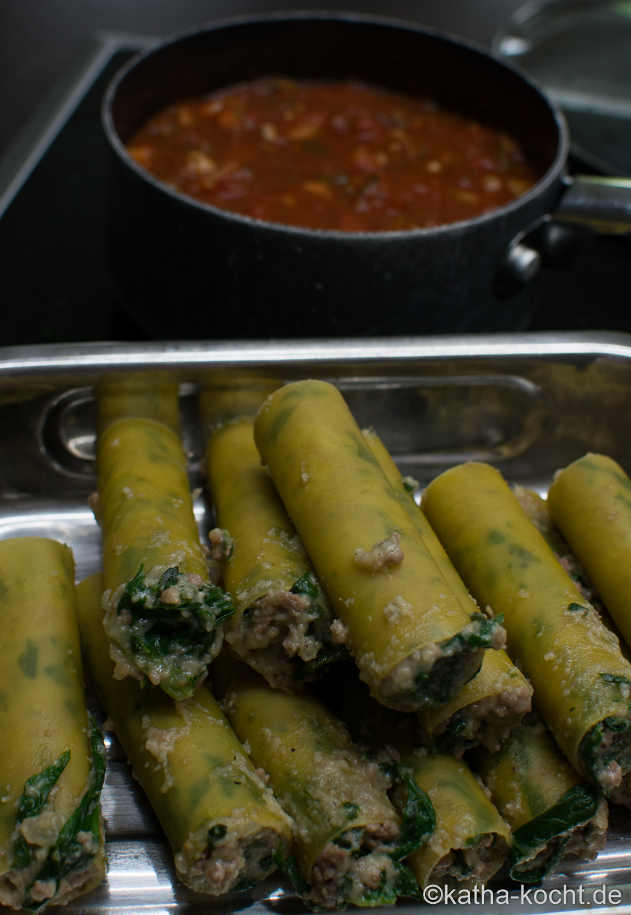 Canneloni mit Mangold Hackfleisch Füllung - Katha-kocht!