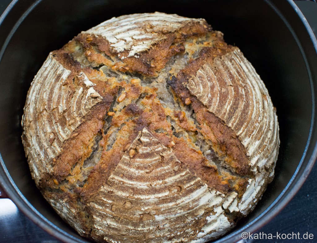 Roggen_Bier_Brot_aus_dem_Topf_ (4)