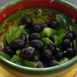 Tapas – marinierte Oliven mit Paprika