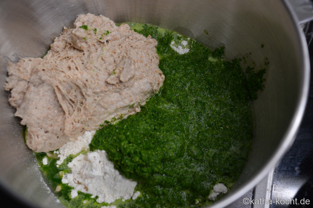 Dinkel_Brot_Mit_Rucola_  (5)