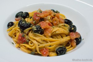 One Pan Pasta mit Sardellen und Estragon