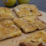 Süßer Flammkuchen mit Apfel und Zimt