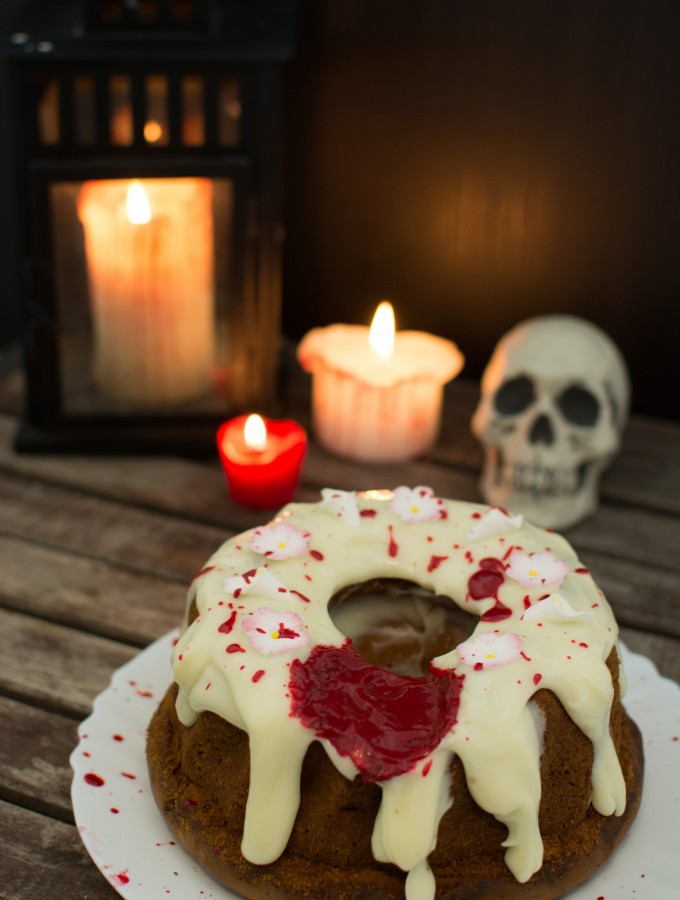 Halloween Kuchen für Zombie Bräute