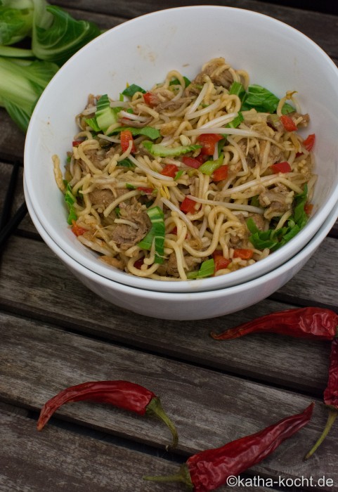 Wok_Nudeln_mit_Pulled_Pork_ (4)