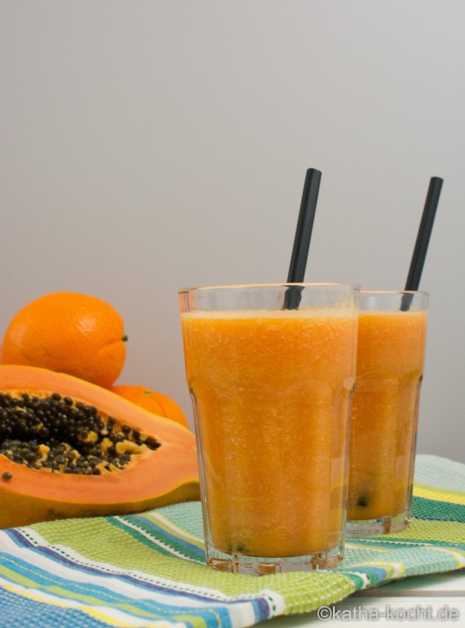 Papaya_Smoothie_mit_Kokoswasser_ (11)