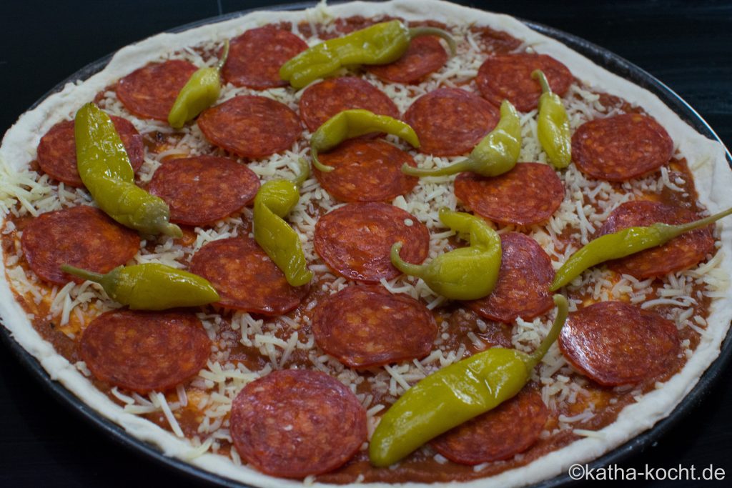 Pikante_Chorizo_Pizza_ (1)