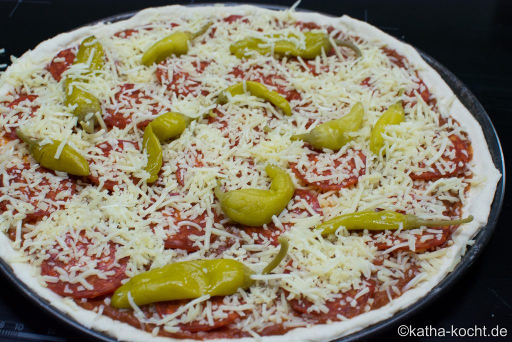 Pikante_Chorizo_Pizza_ (3)