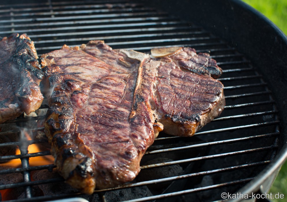 T-Bone_Steak_mit_Rosmarin_ (10)