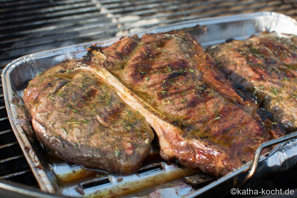 T-Bone_Steak_mit_Rosmarin_ (12)