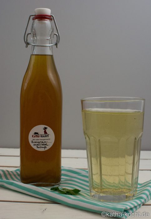 Zitronenmelisse_Sirup_ (13)