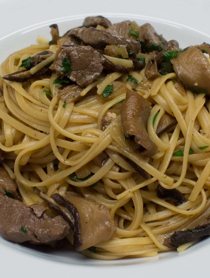 Linguine mit Hirschfilet und Steinpilzen