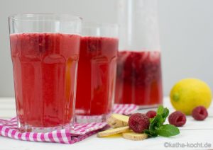 Ingwer Limonade mit HImbeeren