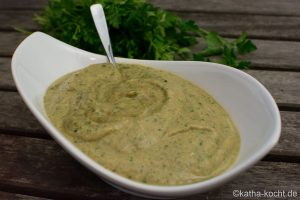 Scharfer Auberginen-Joghurt Dip