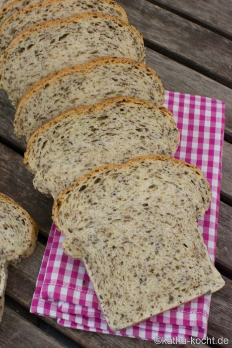 Toastbrot mit Leinsamen