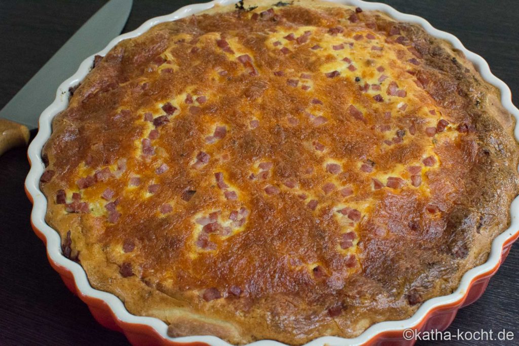 Herzhafter Brokkolikuchen mit Quark-Öl Teig