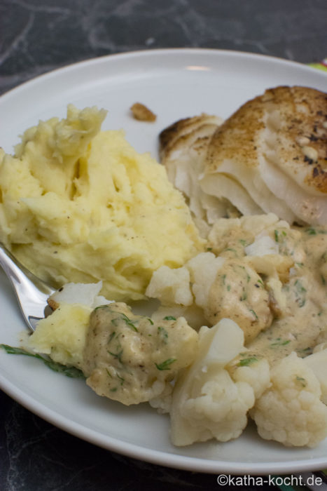 Kabeljau mit Blumenkohl und Kartoffelpüree