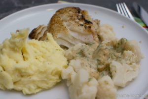 Kabeljau mit Blumenkohl und Kartoffelpüree