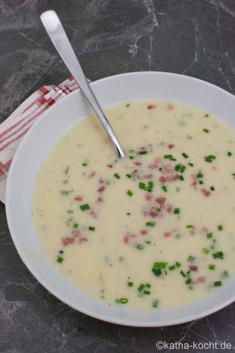 Käse-Bier Suppe mit Speckeinlage
