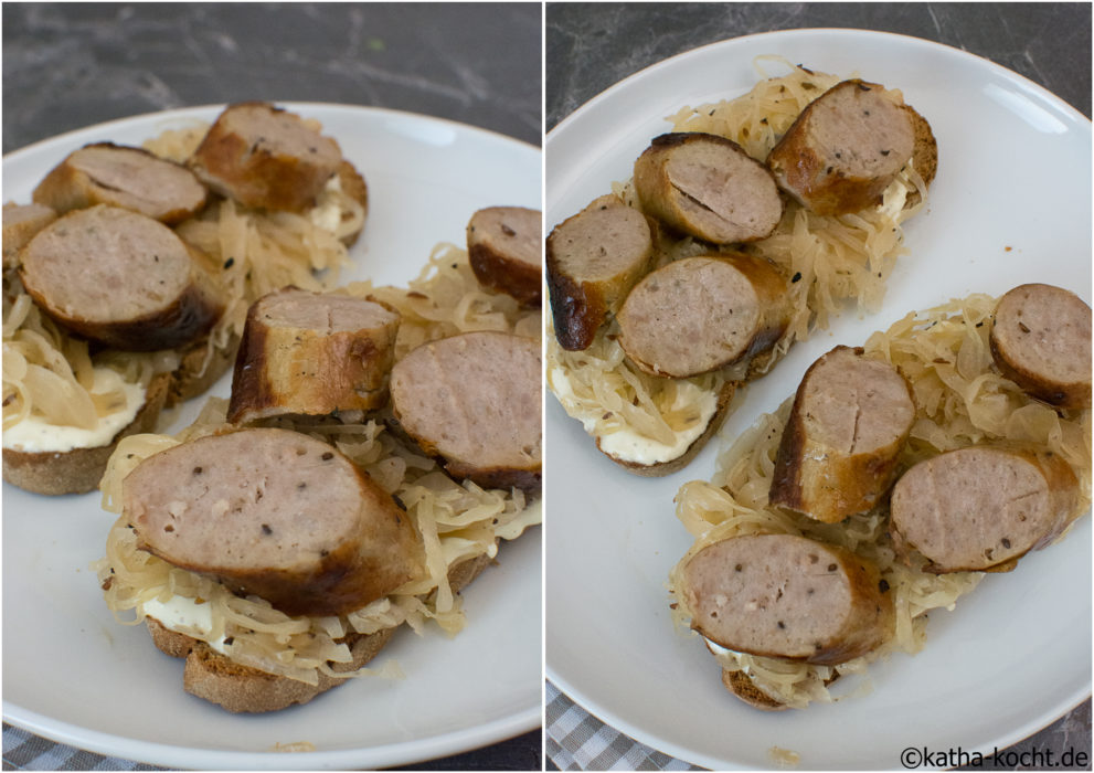 Bratwurst und Sauerkraut auf Brot