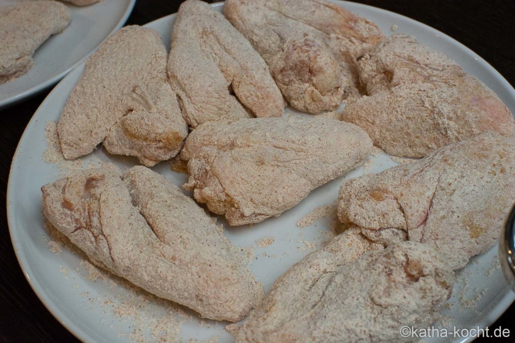 Honig Chicken Wings mit Buffalo Sauce