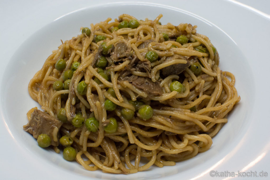 Vollkornspaghetti mit Bratensauce