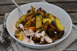 Pulled Pork mit Herbstgemüse