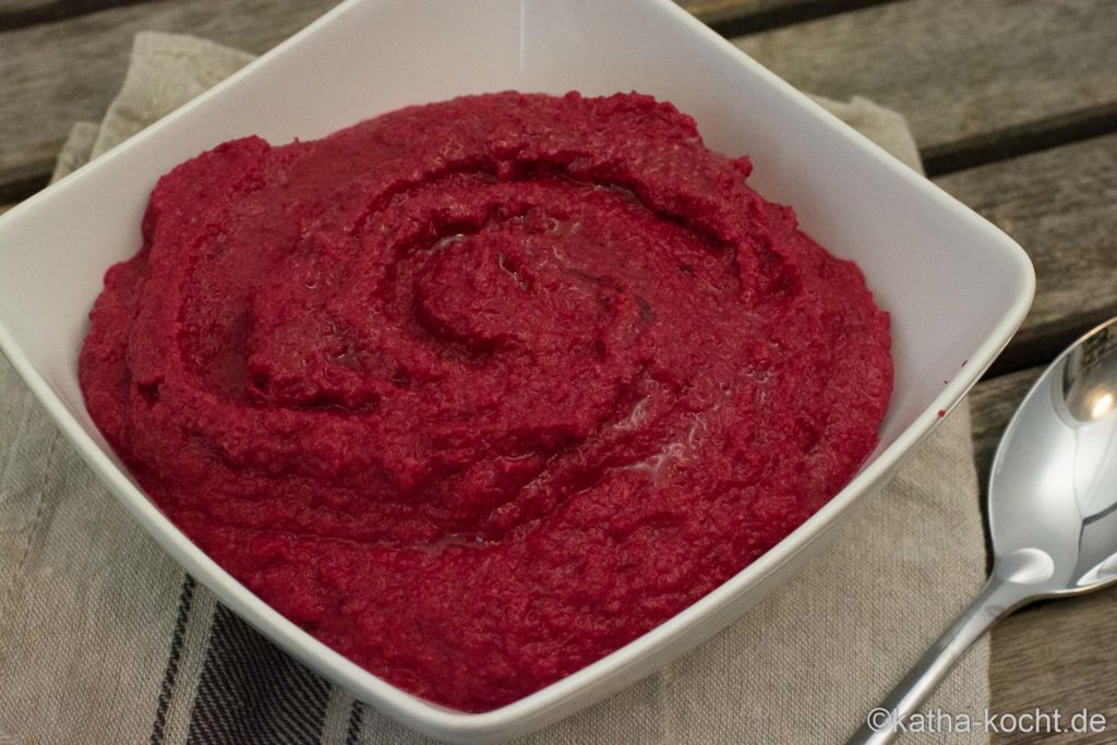 Rote Bete Hummus