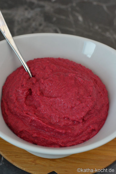 Tahini-Rote-Bete-Dip - Staats' Geheimnisse