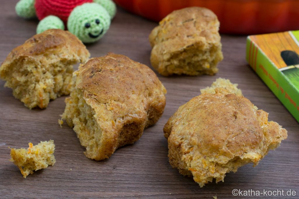 Dinkel-Karotten Brötchen für Babys selber backen